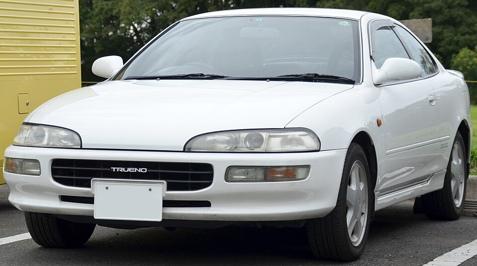 トヨタ カローラレビン/スプリンタートレノ AE101 の外観写真