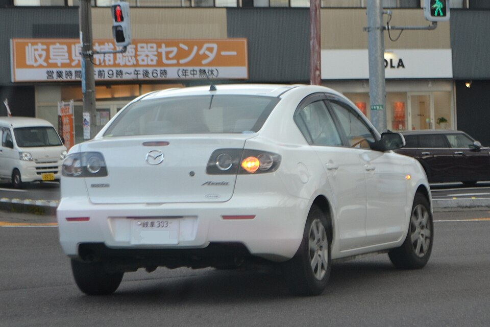 マツダ アクセラ/MAZDA3 初代 の外観写真
