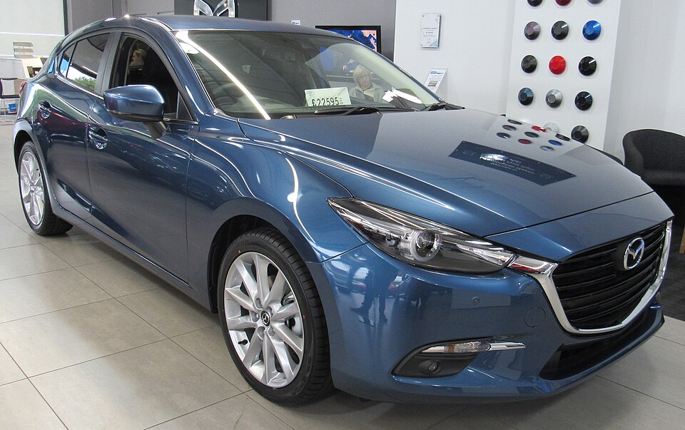 マツダ アクセラ/MAZDA3 3代目 の正面写真