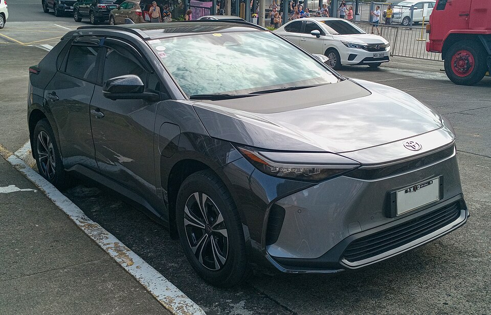 トヨタ bZ4X