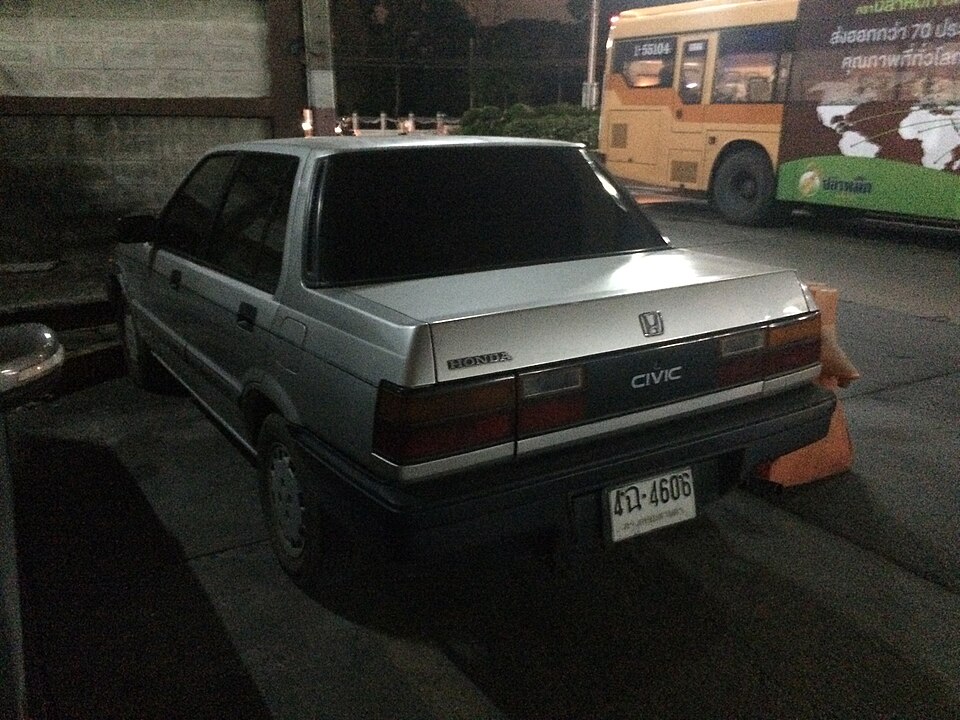 ホンダ シビック 3代目 の外観写真