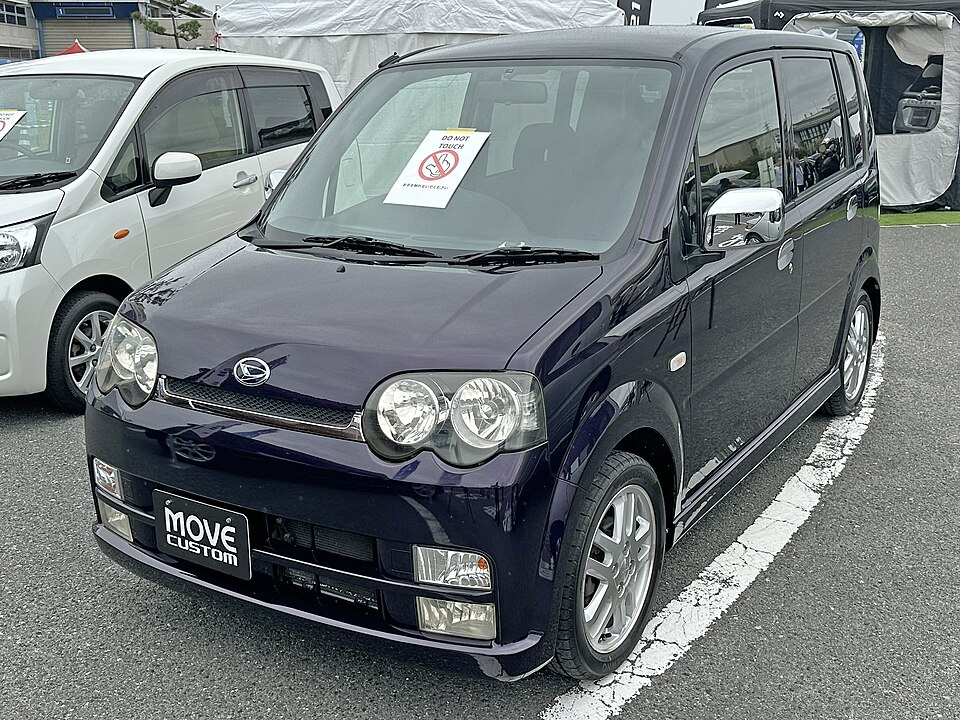 ムーヴ 3代目 カスタム カスタム の顔