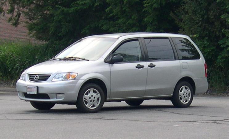 マツダ MPV 2代目 の外観写真